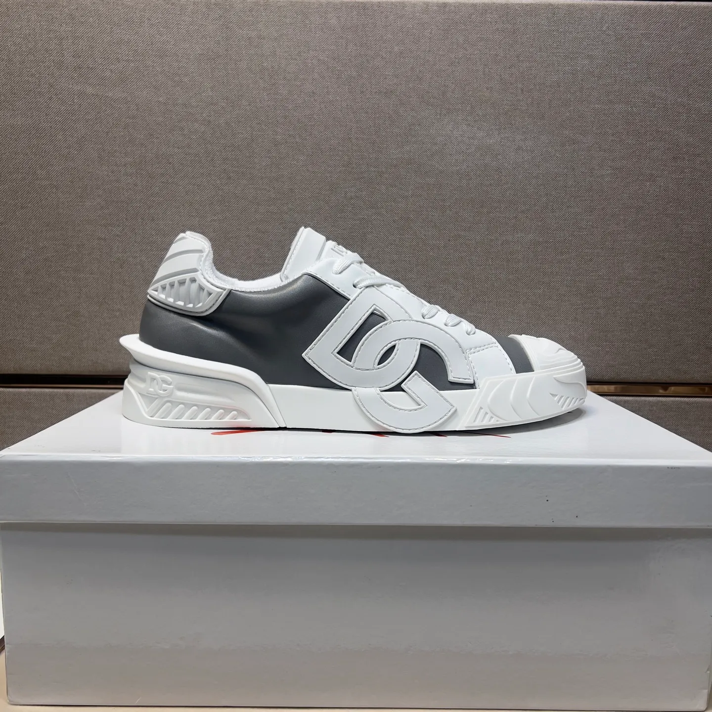 Men's men's shoes 💰pp500 [DG～] Couple's casual shoes 2025z cabinet sales simultaneously 🔶Size: 35-44#️⃣ 🔷4 colors🔜The upper is made of multi-material splicing ➕Towel lining, comfortable and breathable, sole: original comfortable, wear-resistant and non-slip outsole, ⚠️Real 📱Photography🎬The real thing is better📢📢📢